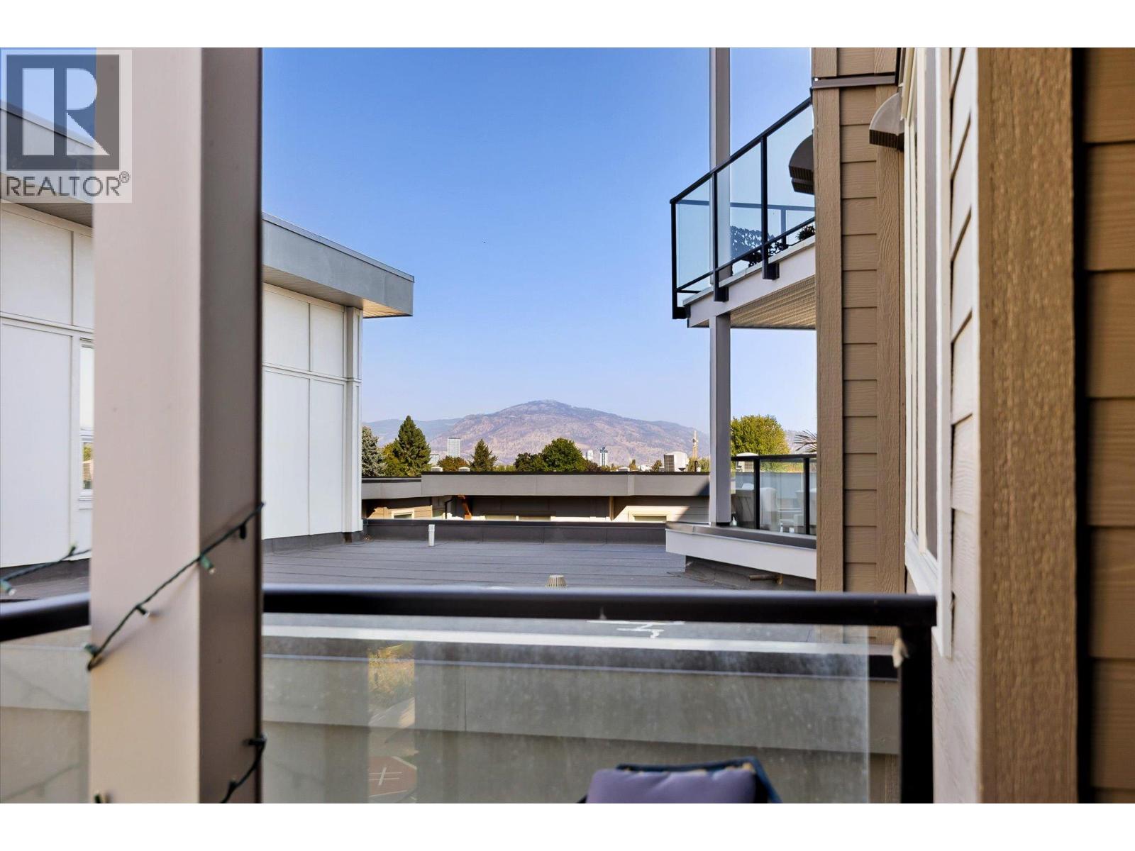 Picture for Unit #304, 3630 Mission Springs  Drive https://www.cirrealty.ca/reb/bc/1/10363281_15.jpg