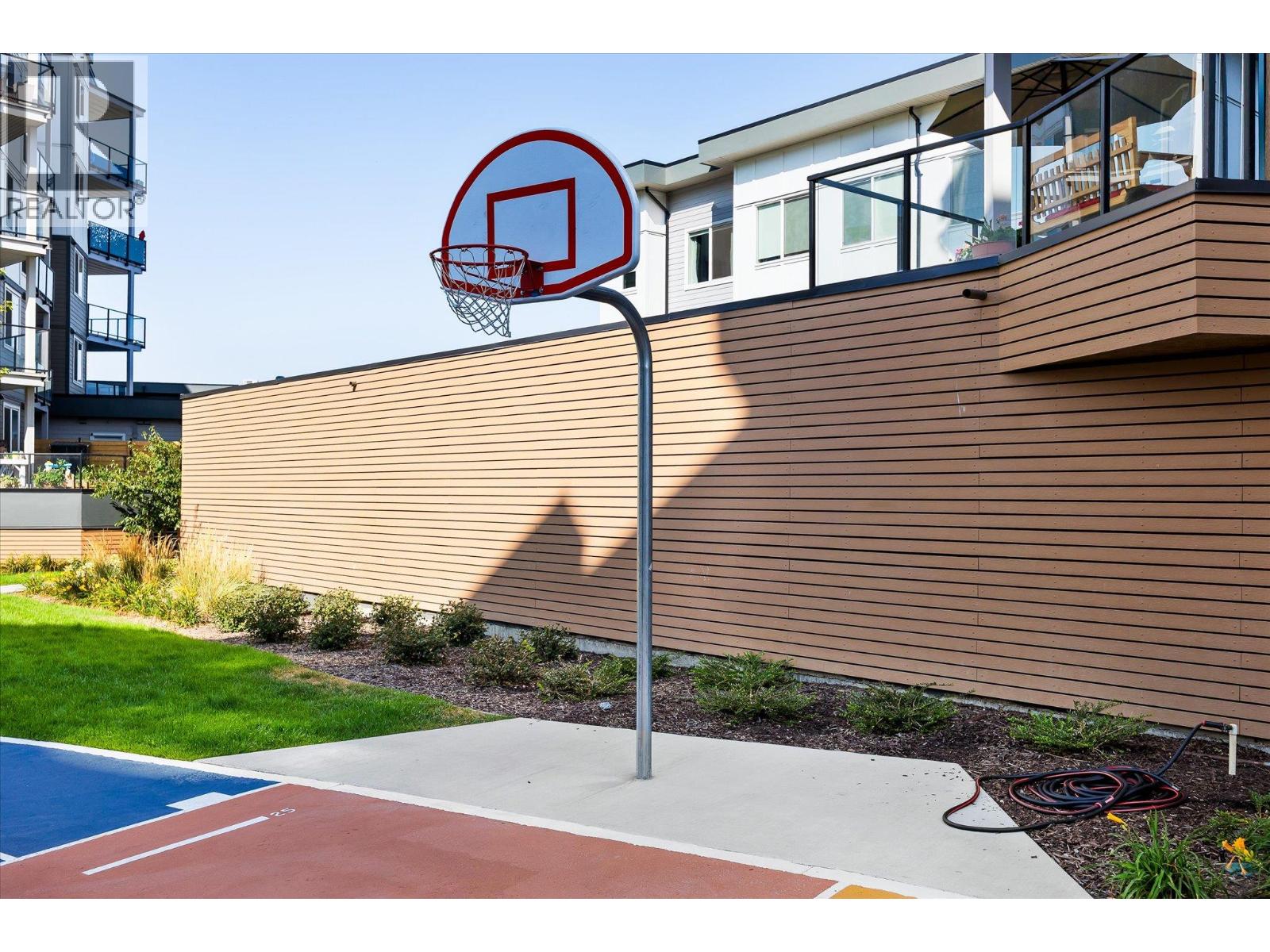 Picture for Unit #304, 3630 Mission Springs  Drive https://www.cirrealty.ca/reb/bc/1/10363281_22.jpg