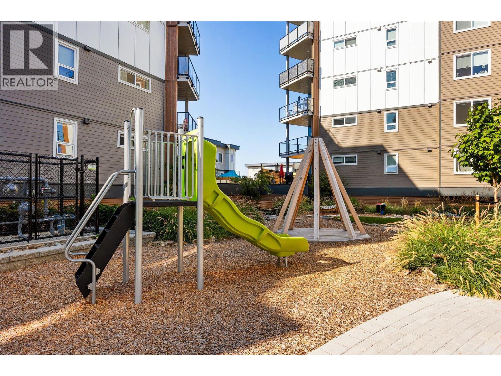 Picture for Unit #304, 3630 Mission Springs  Drive https://www.cirrealty.ca/reb/bc/1/10363281_23.jpg