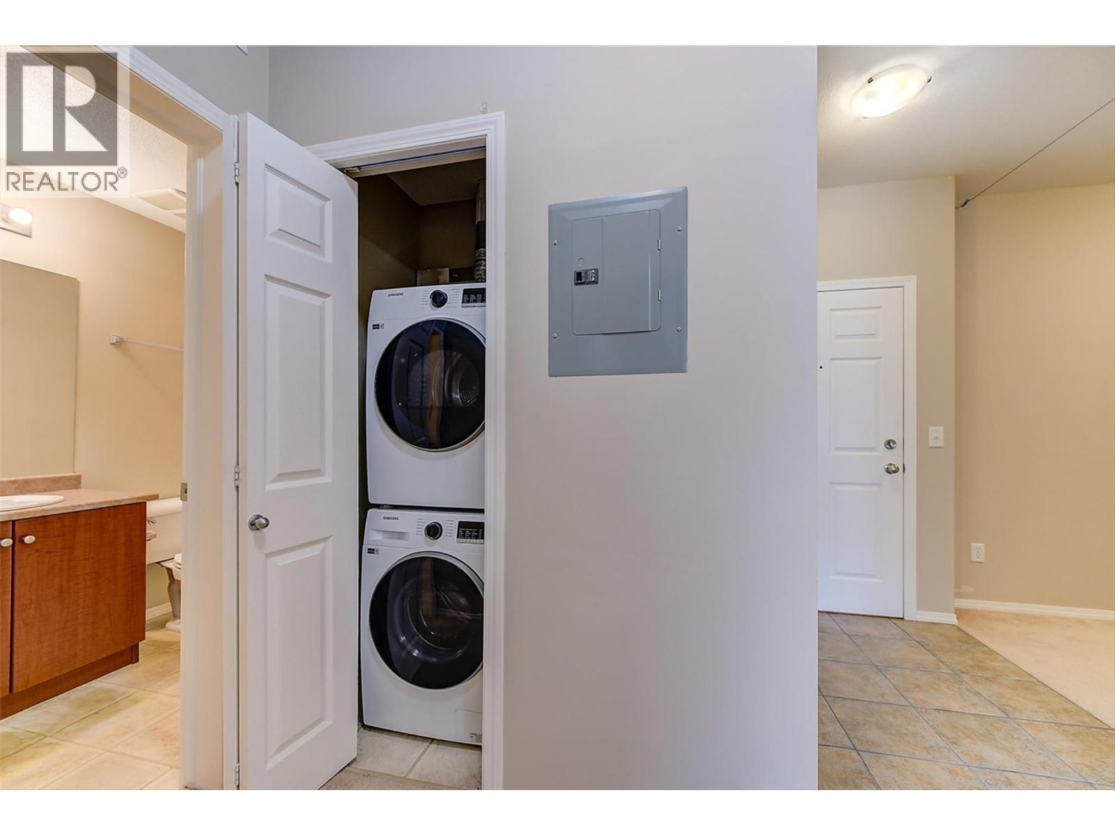 Picture for Unit #1105, 1875 Country Club  Drive https://www.cirrealty.ca/reb/bc/1/10363531_12.jpg