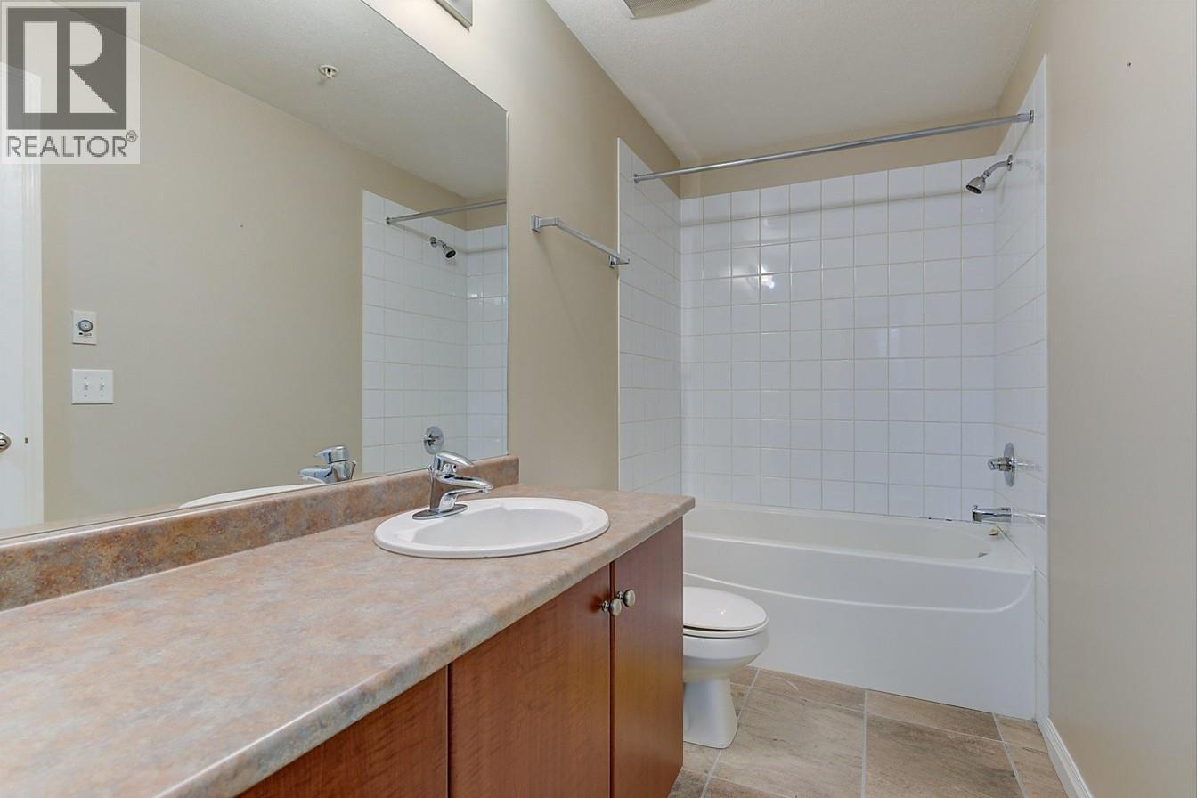 Picture for Unit #1105, 1875 Country Club  Drive https://www.cirrealty.ca/reb/bc/1/10363531_15.jpg