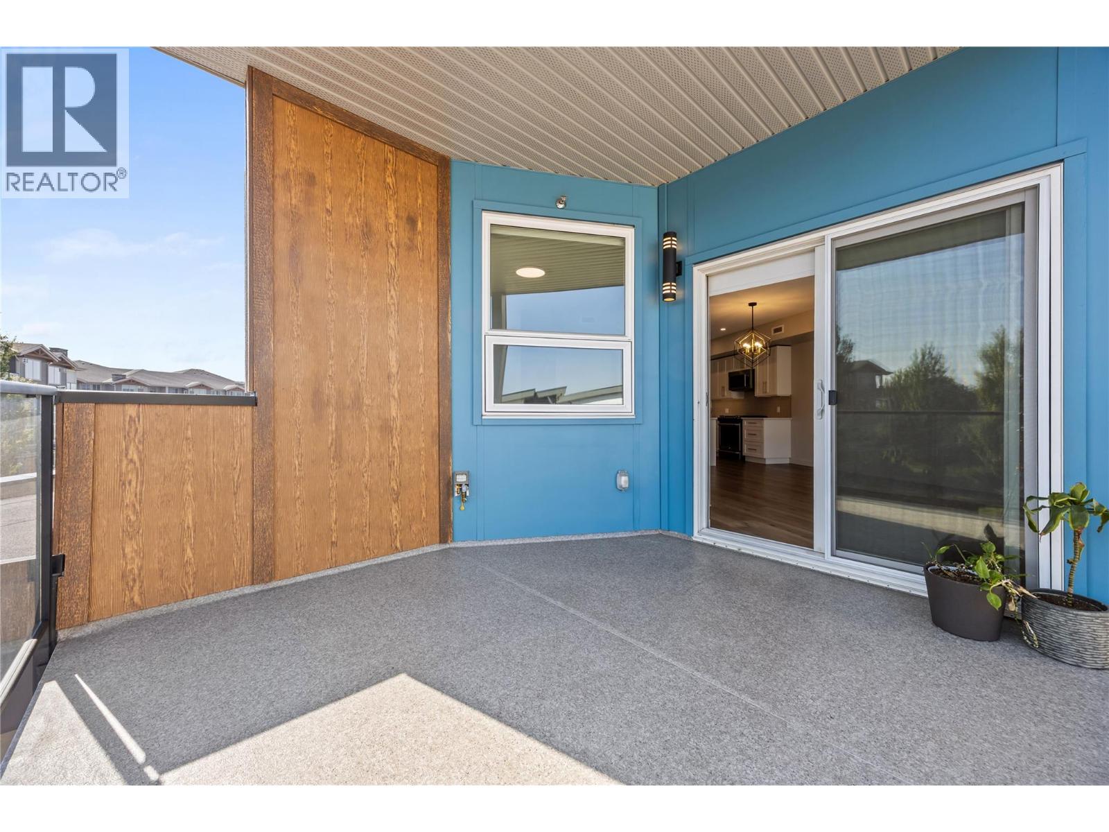 Picture for Unit #301, 3638 Mission Springs  Drive https://www.cirrealty.ca/reb/bc/1/10363741_12.jpg