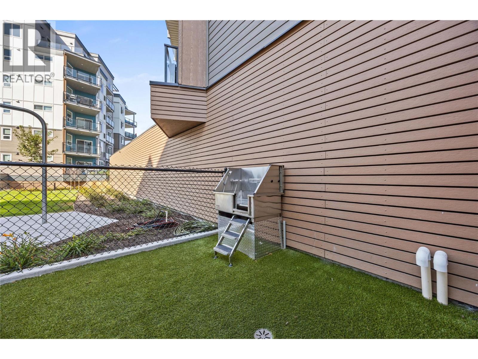 Picture for Unit #301, 3638 Mission Springs  Drive https://www.cirrealty.ca/reb/bc/1/10363741_22.jpg