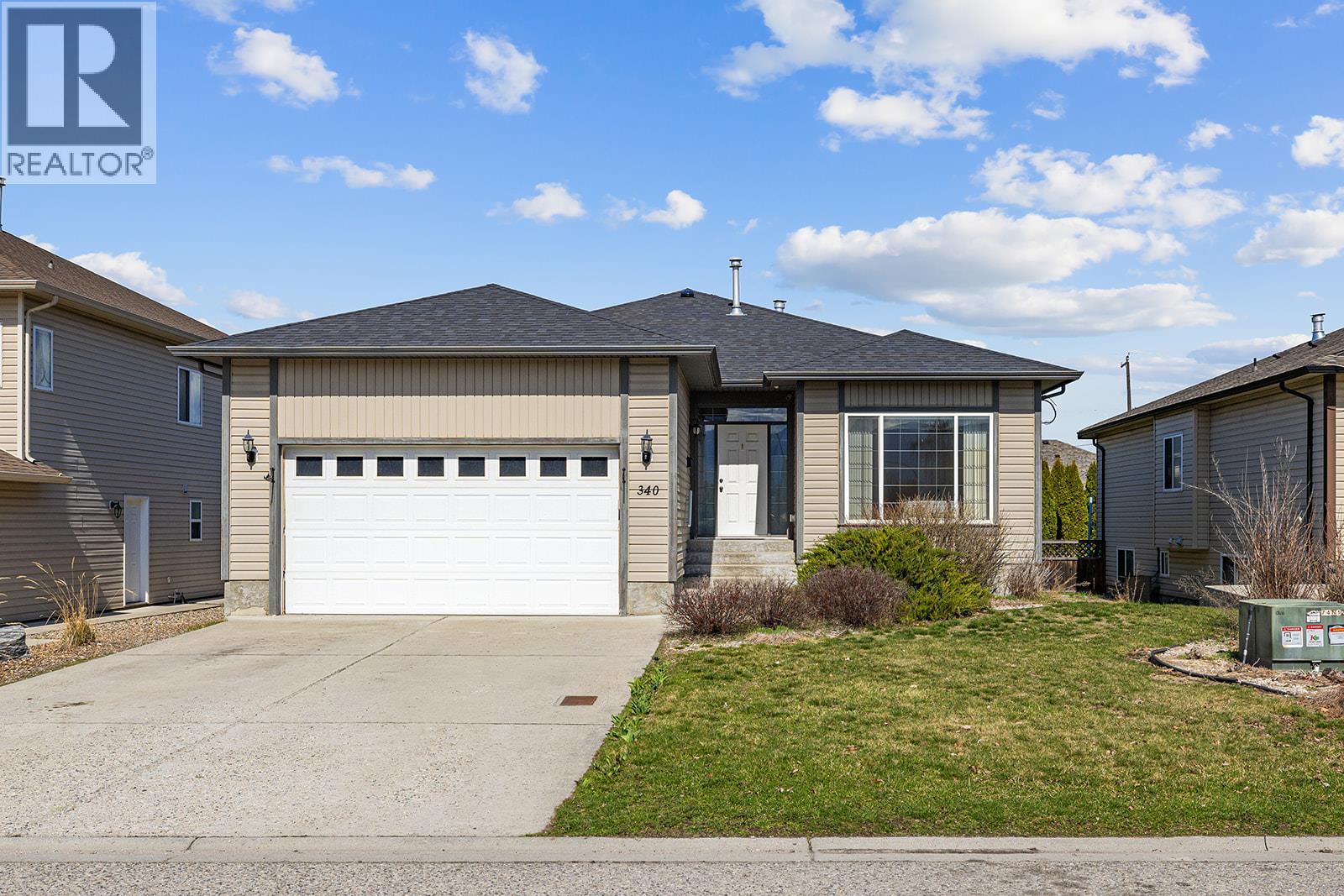 Picture for 340 Hillaby  Avenue