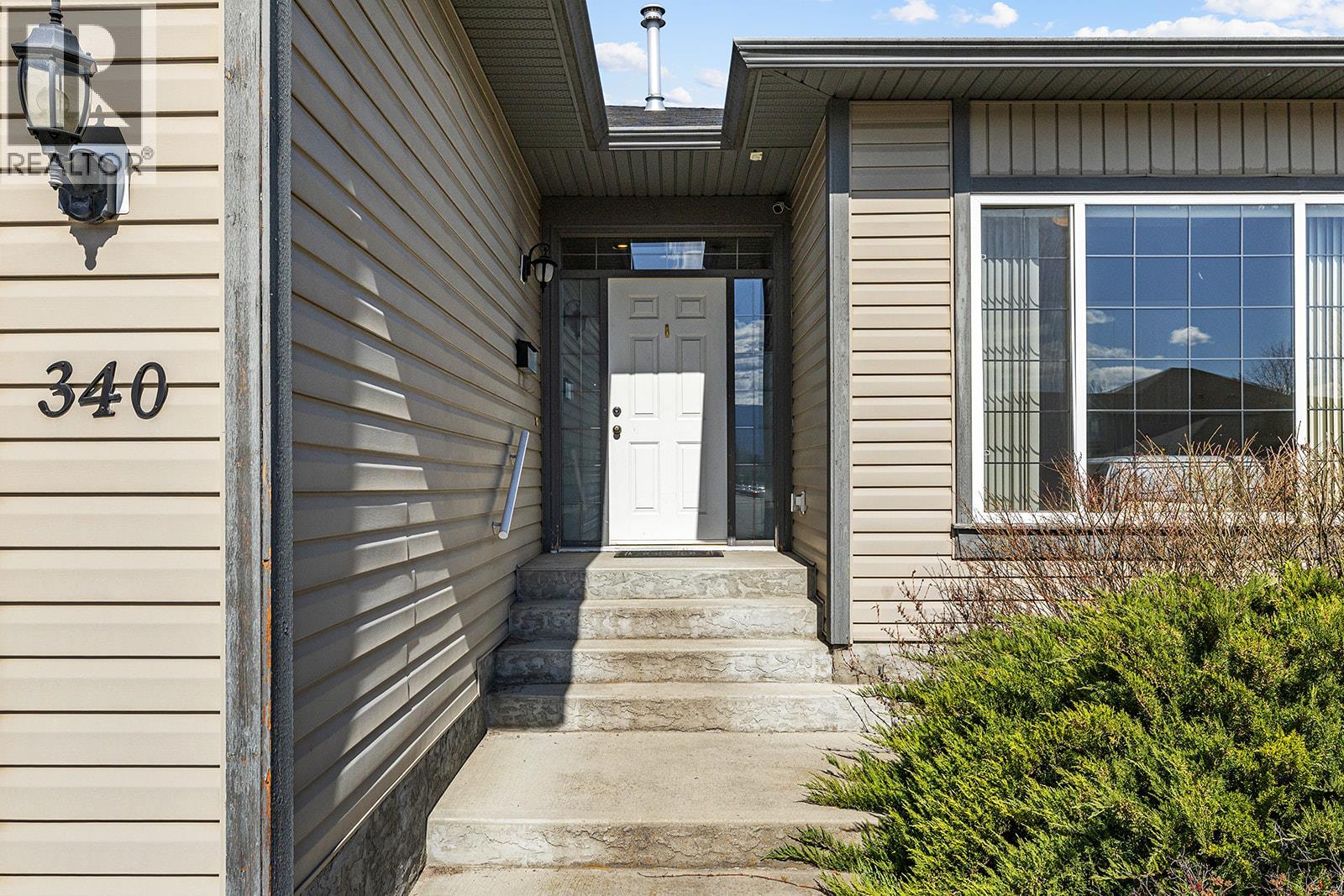 Picture for 340 Hillaby  Avenue