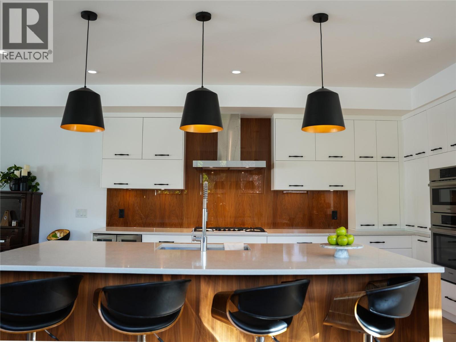 Picture for 610 Barrera  Road