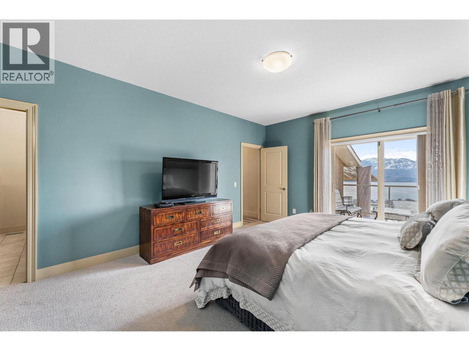 Picture for 1430 Menu  Road https://www.cirrealty.ca/reb/bc/1/10363991_21.jpg