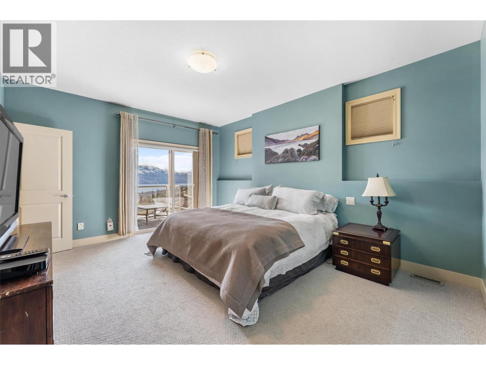 Picture for 1430 Menu  Road https://www.cirrealty.ca/reb/bc/1/10363991_22.jpg