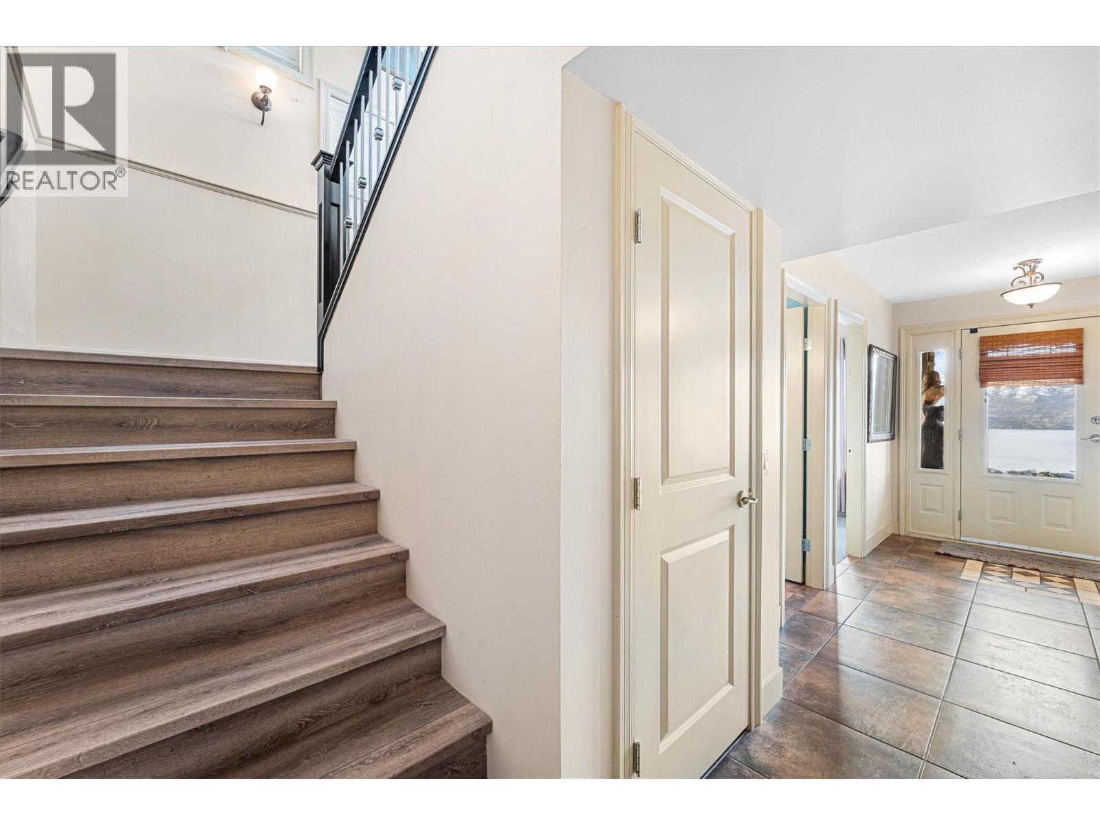 Picture for 1430 Menu  Road https://www.cirrealty.ca/reb/bc/1/10363991_31.jpg