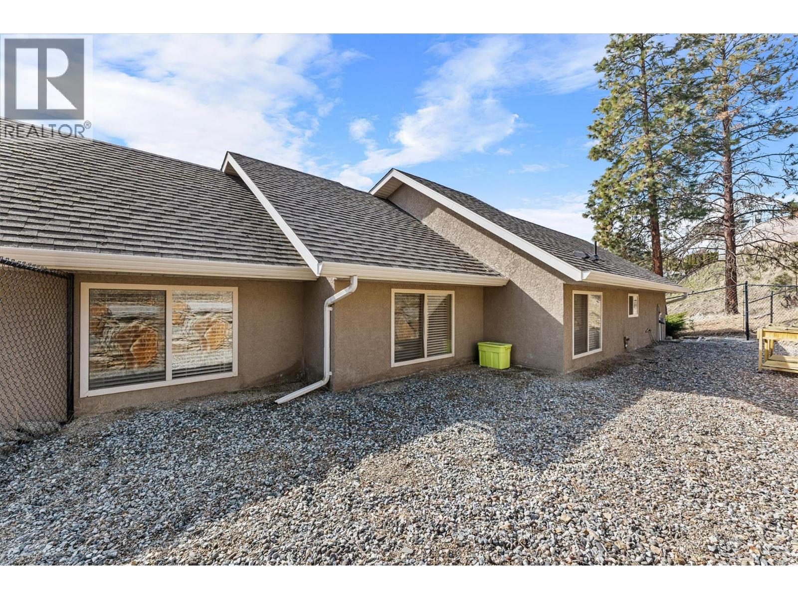 Picture for 1430 Menu  Road https://www.cirrealty.ca/reb/bc/1/10363991_37.jpg