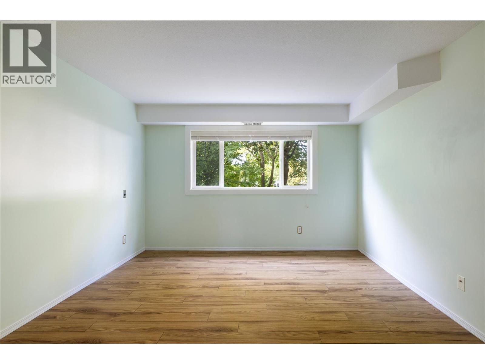 Picture for Unit #115B, 1045 Sutherland  Avenue https://www.cirrealty.ca/reb/bc/1/10364051_11.jpg
