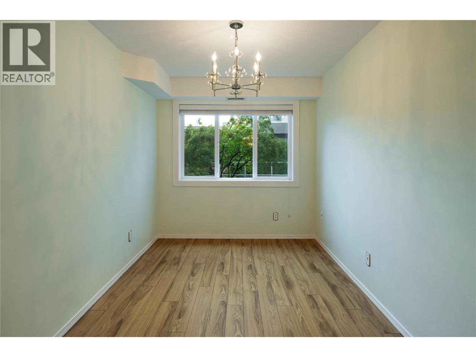 Picture for Unit #115B, 1045 Sutherland  Avenue https://www.cirrealty.ca/reb/bc/1/10364051_13.jpg
