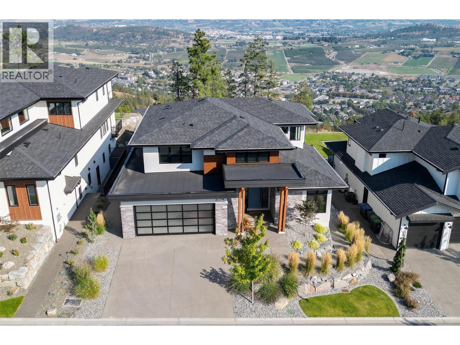 Picture for 254 Summer Wood  Drive https://www.cirrealty.ca/reb/bc/1/10364091_2.jpg