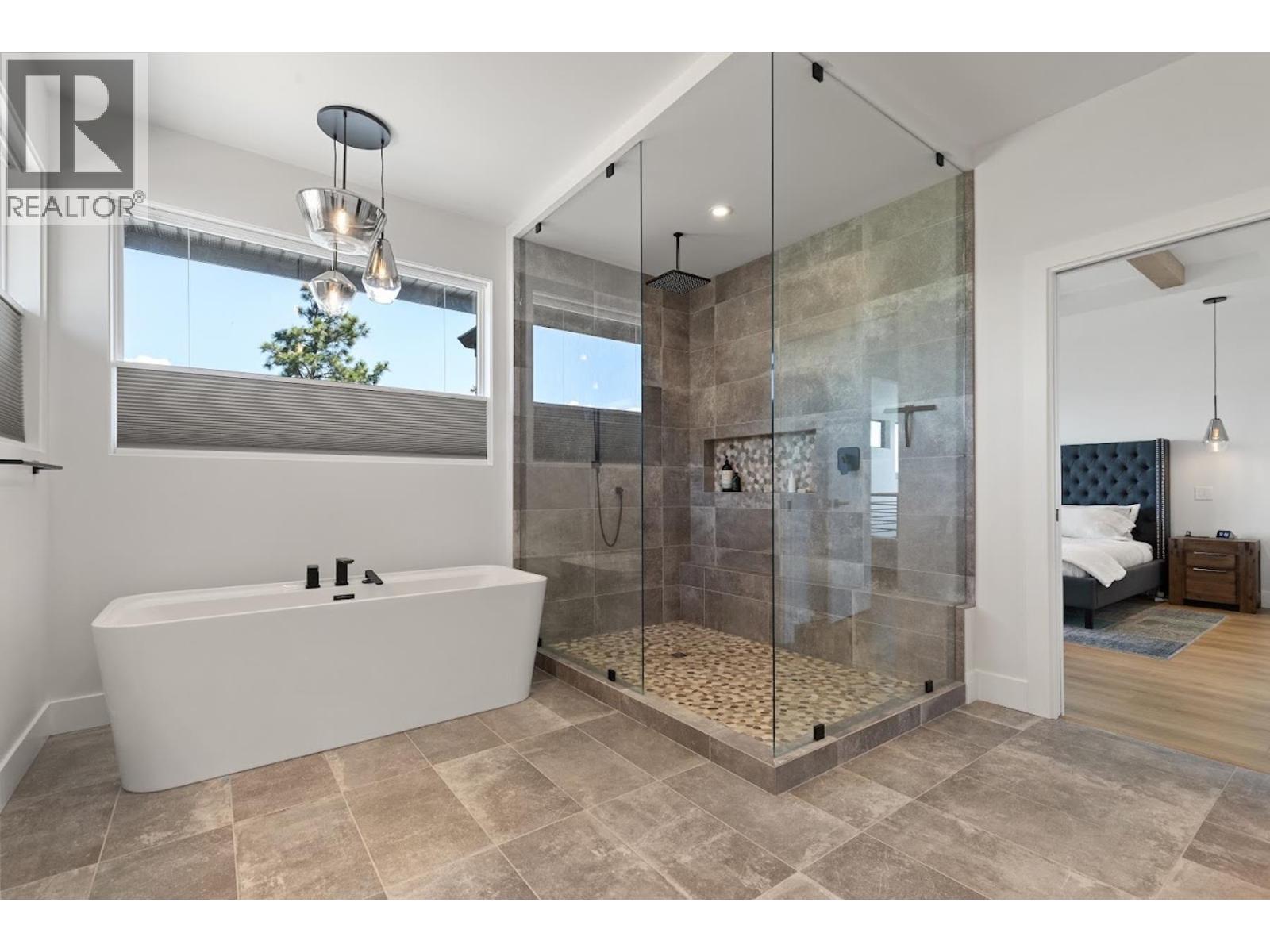 Picture for 254 Summer Wood  Drive https://www.cirrealty.ca/reb/bc/1/10364091_26.jpg