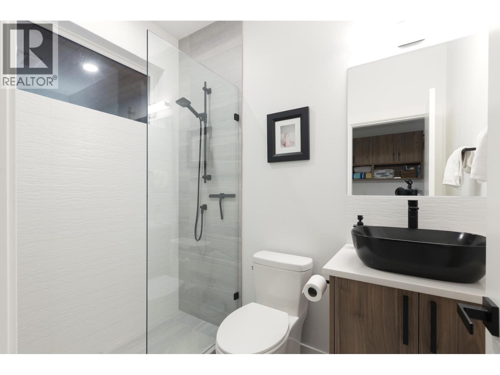 Picture for 254 Summer Wood  Drive https://www.cirrealty.ca/reb/bc/1/10364091_40.jpg