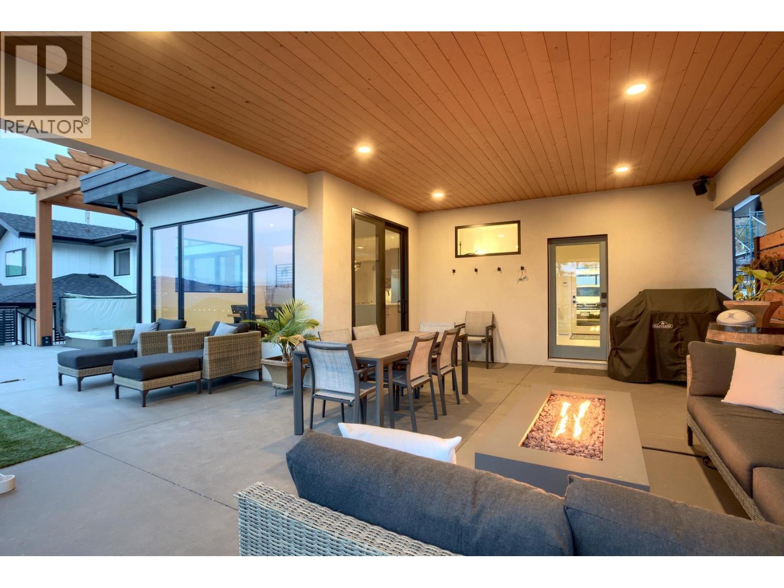 Picture for 254 Summer Wood  Drive https://www.cirrealty.ca/reb/bc/1/10364091_42.jpg