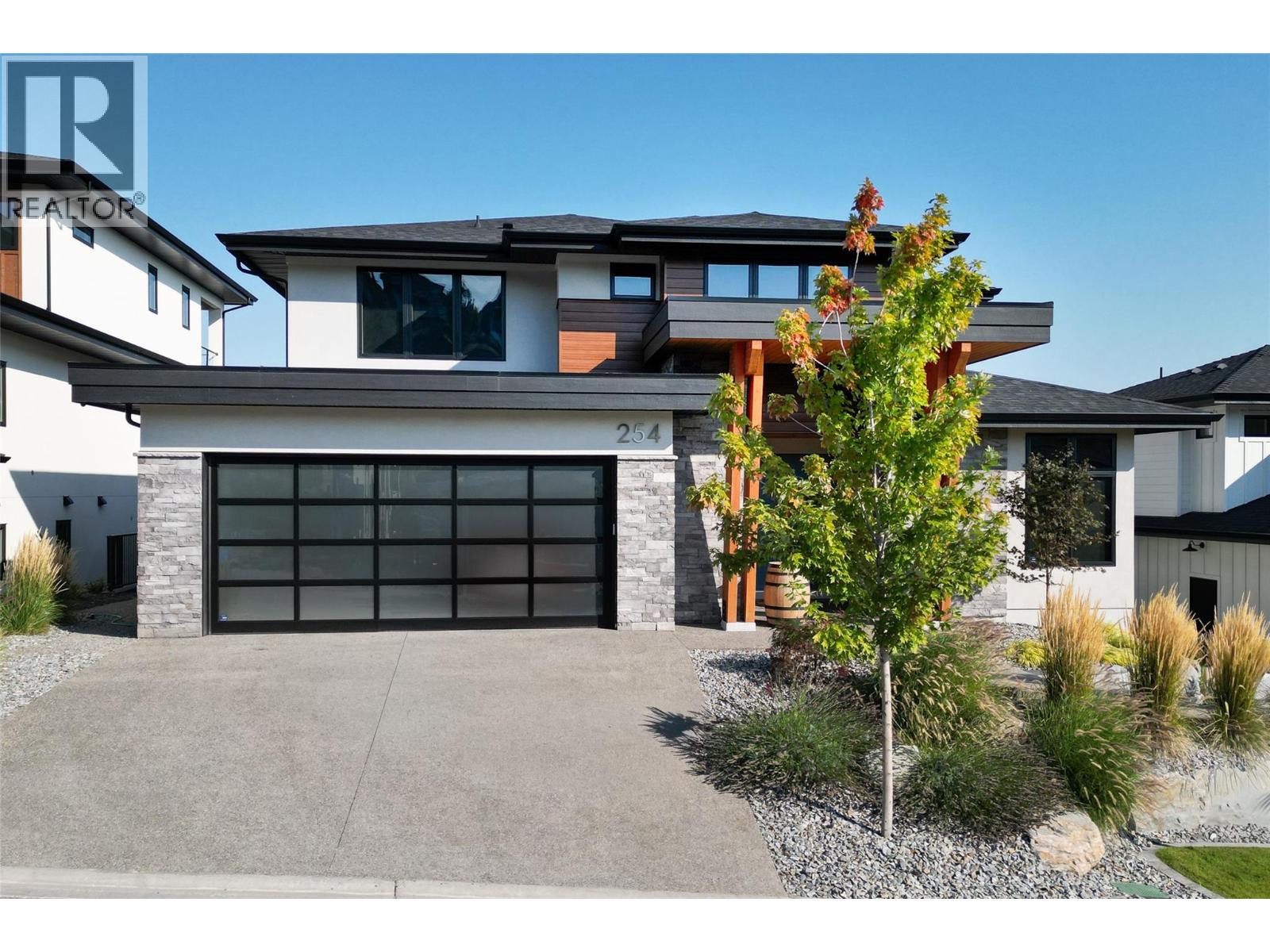 Picture for 254 Summer Wood  Drive https://www.cirrealty.ca/reb/bc/1/10364091_8.jpg