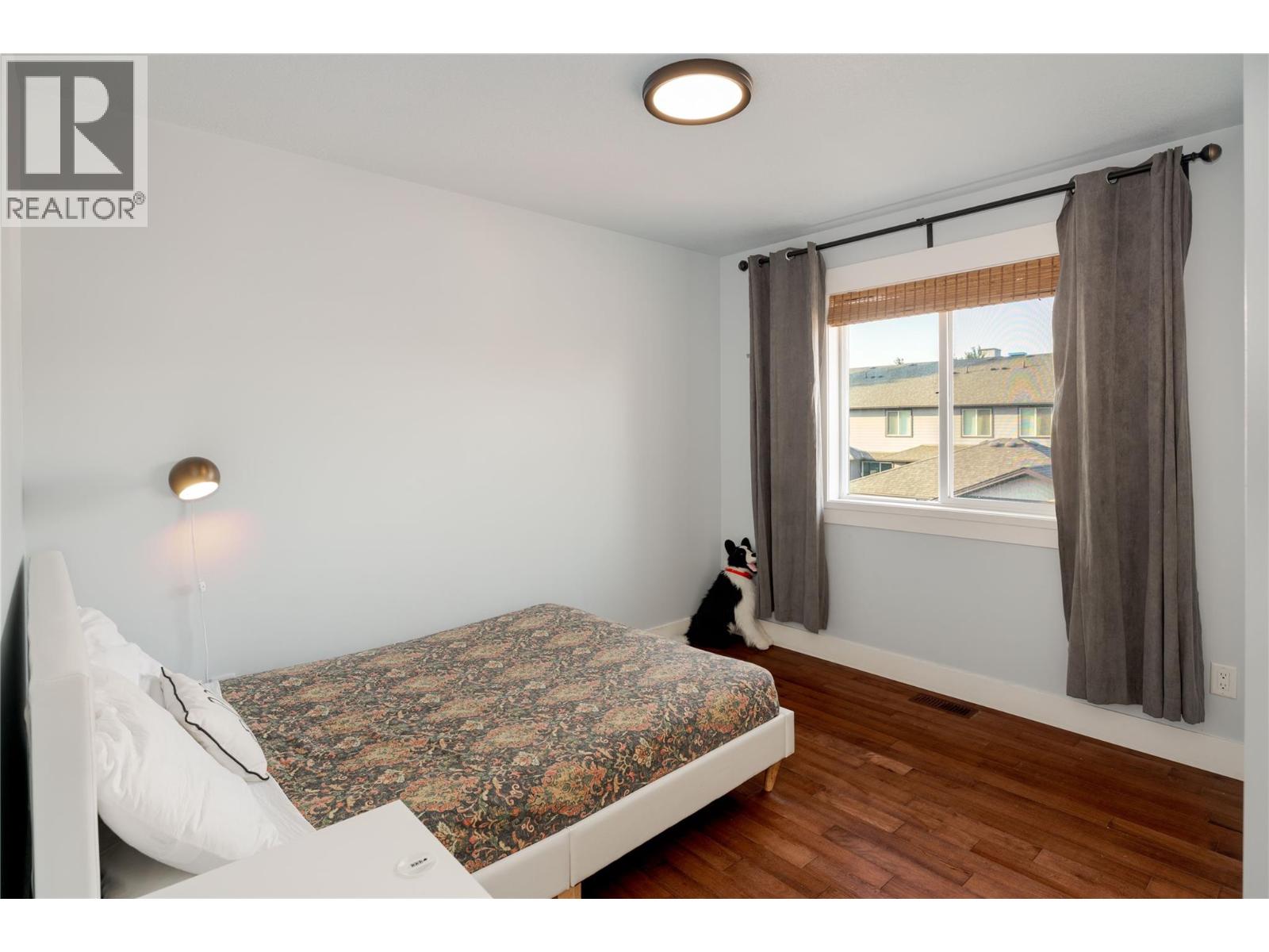 Picture for 1818 Bowes  Street https://www.cirrealty.ca/reb/bc/1/10364211_17.jpg