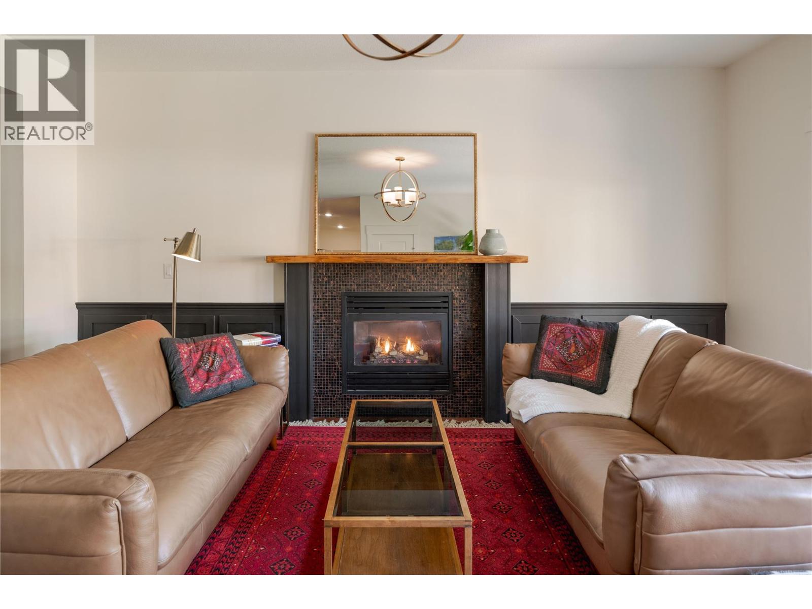 Picture for 1818 Bowes  Street