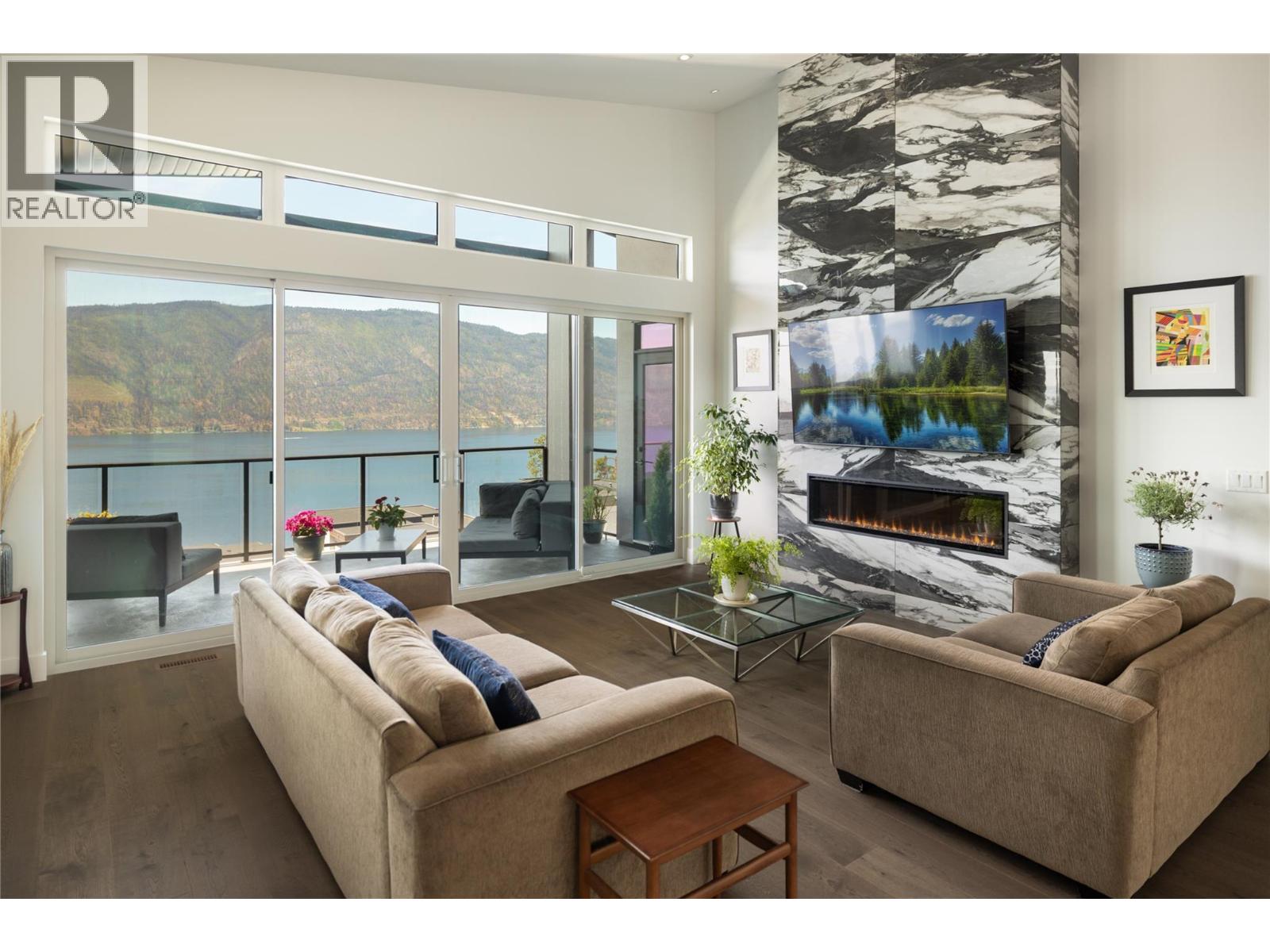 Picture for 3628 Sagehill  Court https://www.cirrealty.ca/reb/bc/1/10364521_13.jpg