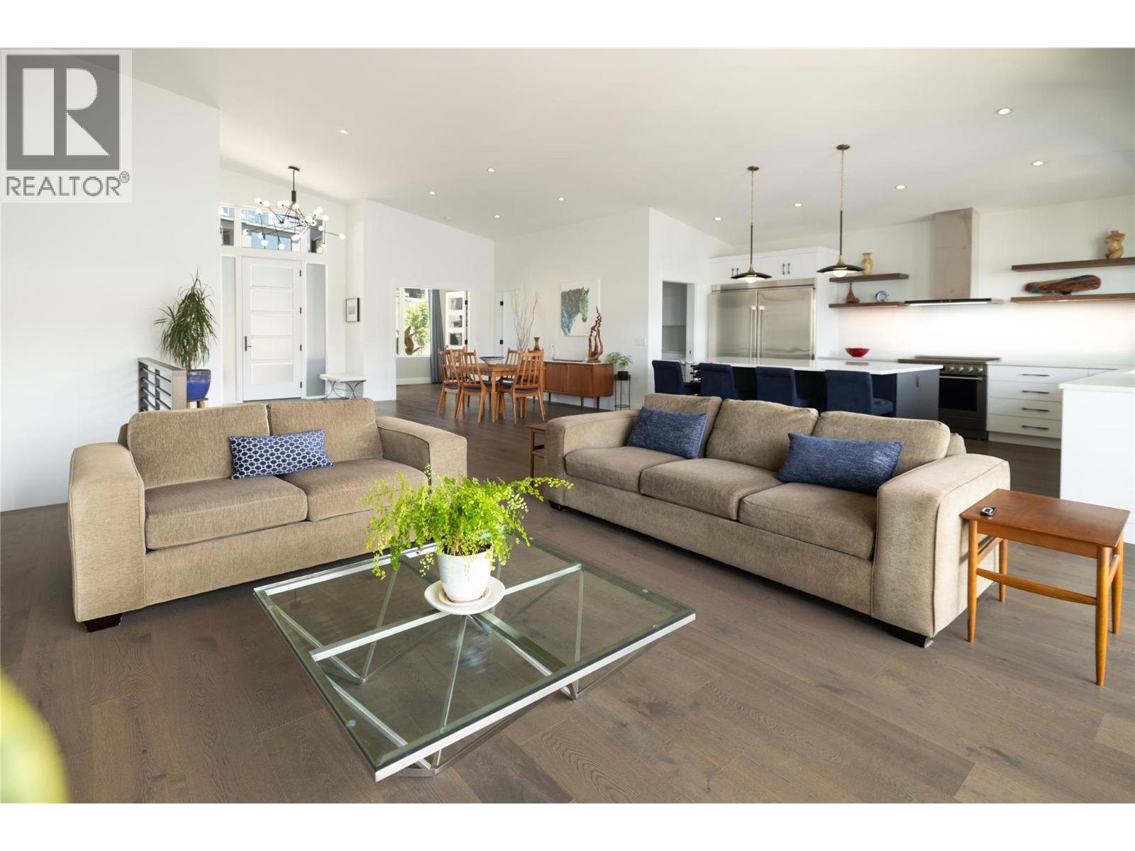 Picture for 3628 Sagehill  Court https://www.cirrealty.ca/reb/bc/1/10364521_24.jpg