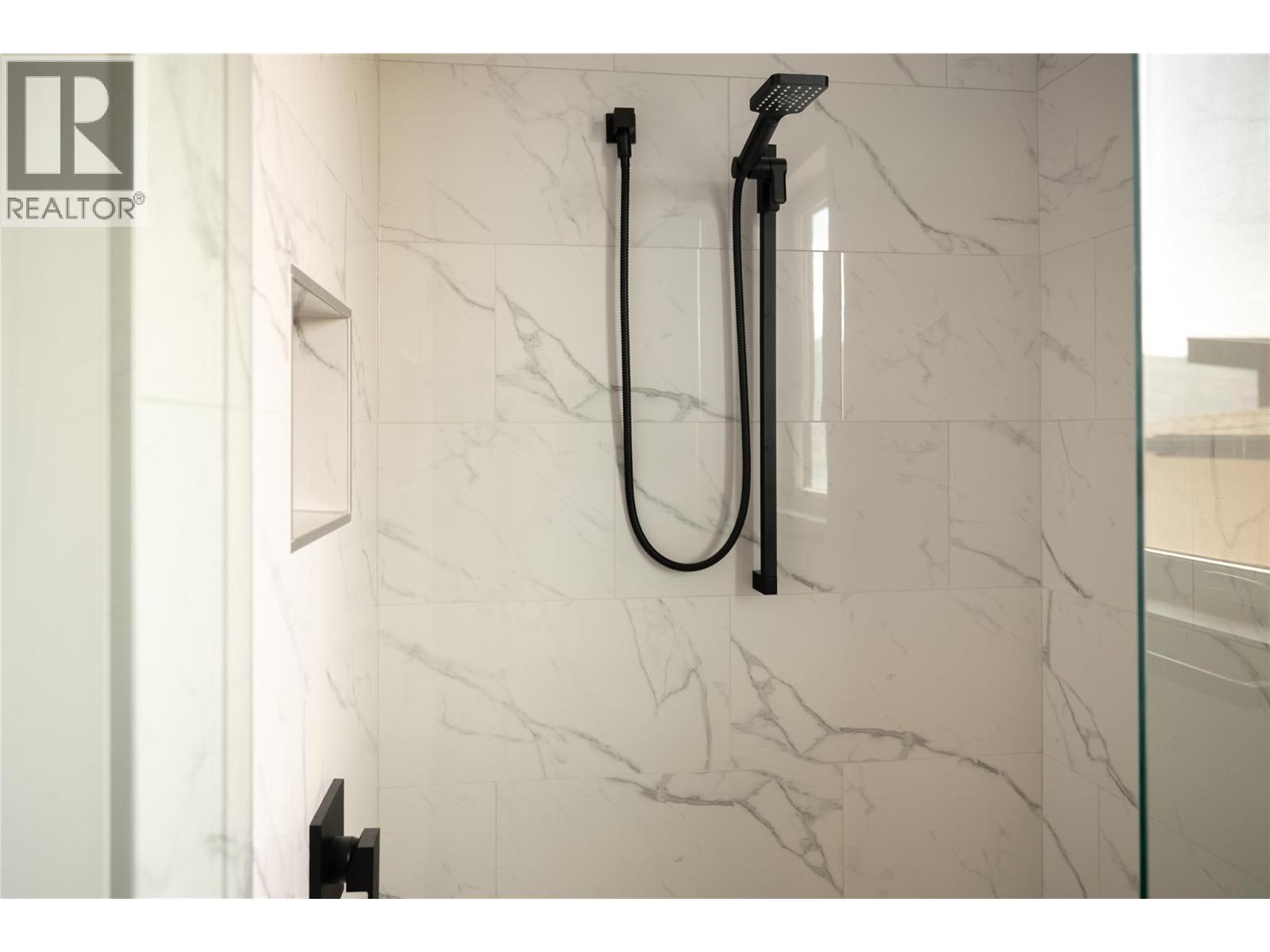 Picture for 3628 Sagehill  Court https://www.cirrealty.ca/reb/bc/1/10364521_37.jpg