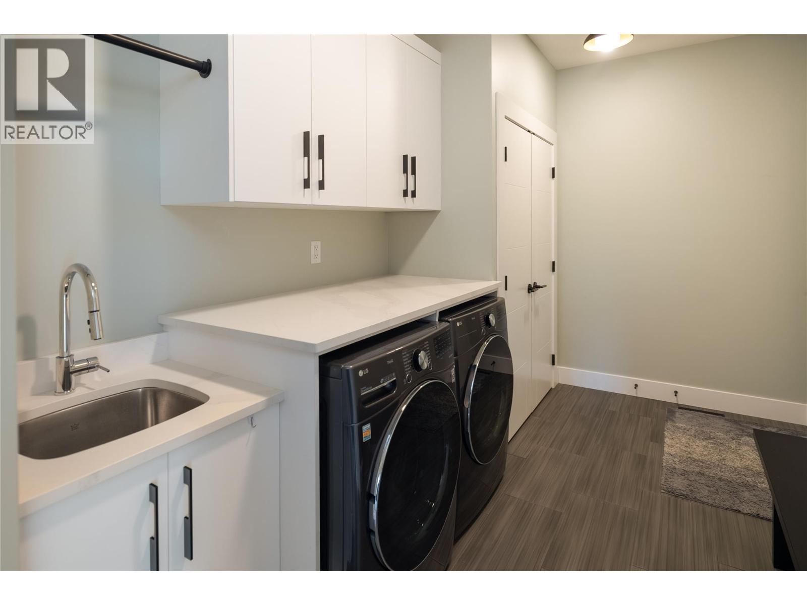 Picture for 3628 Sagehill  Court https://www.cirrealty.ca/reb/bc/1/10364521_38.jpg