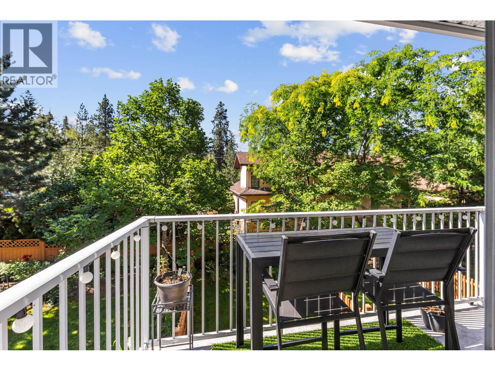 Picture for Unit #14, 1853 Parkview  Crescent https://www.cirrealty.ca/reb/bc/1/10364581_14.jpg