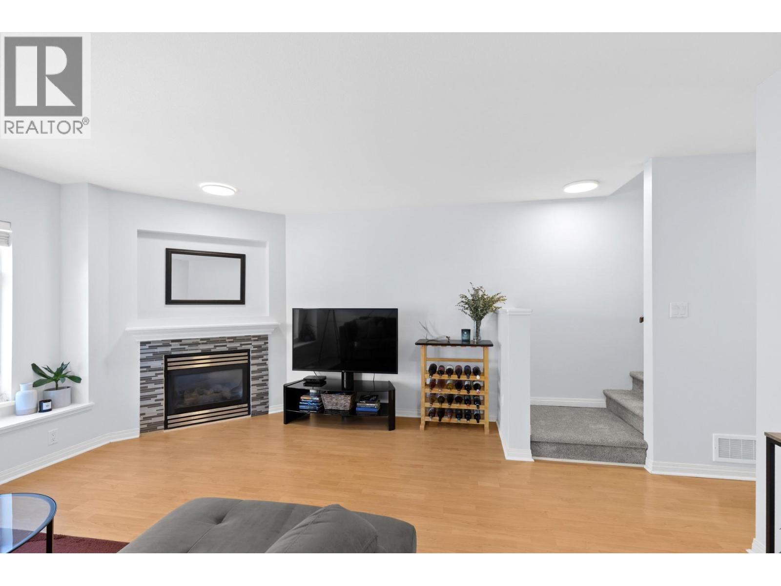 Picture for Unit #14, 1853 Parkview  Crescent https://www.cirrealty.ca/reb/bc/1/10364581_19.jpg