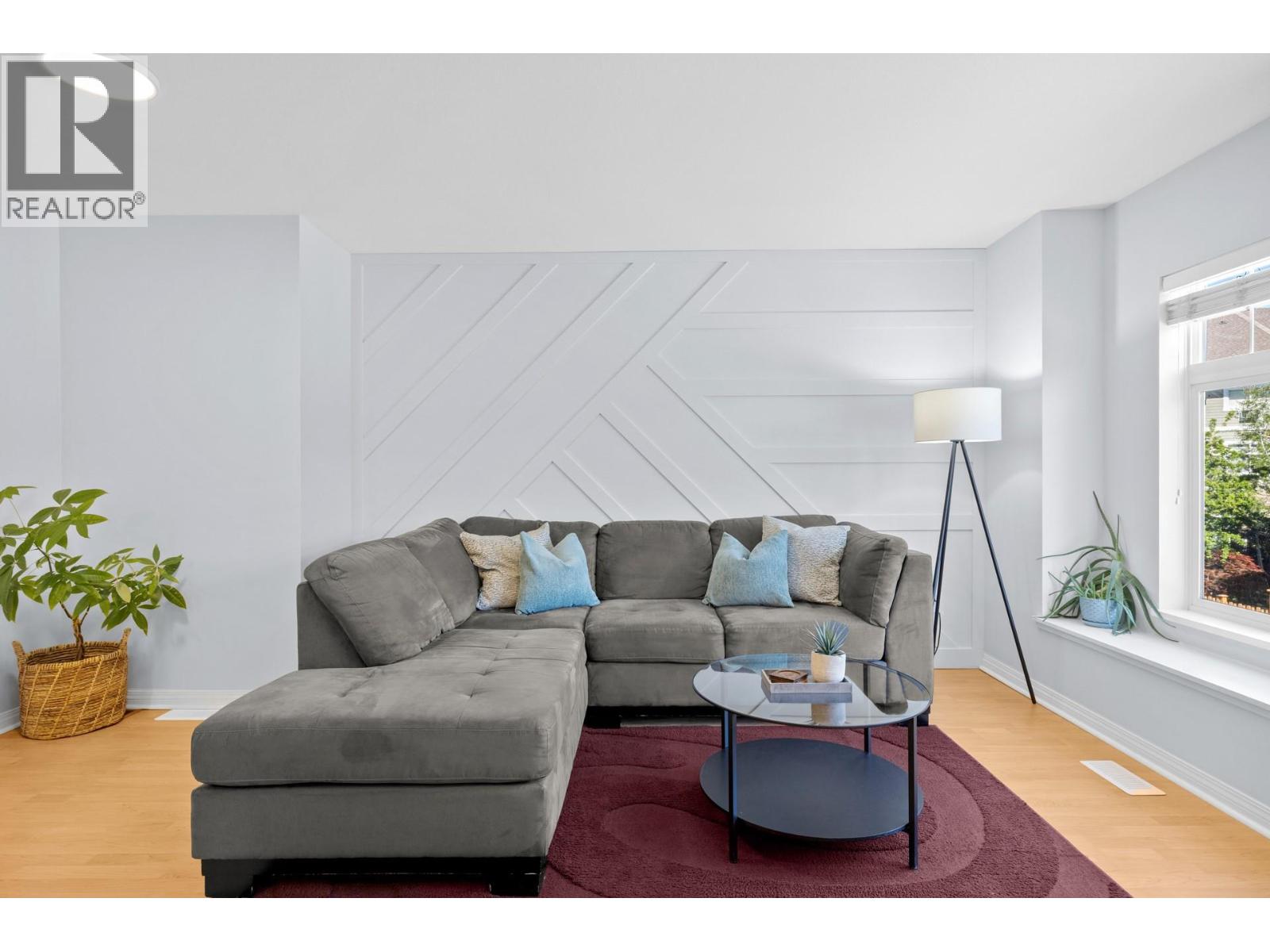 Picture for Unit #14, 1853 Parkview  Crescent https://www.cirrealty.ca/reb/bc/1/10364581_20.jpg