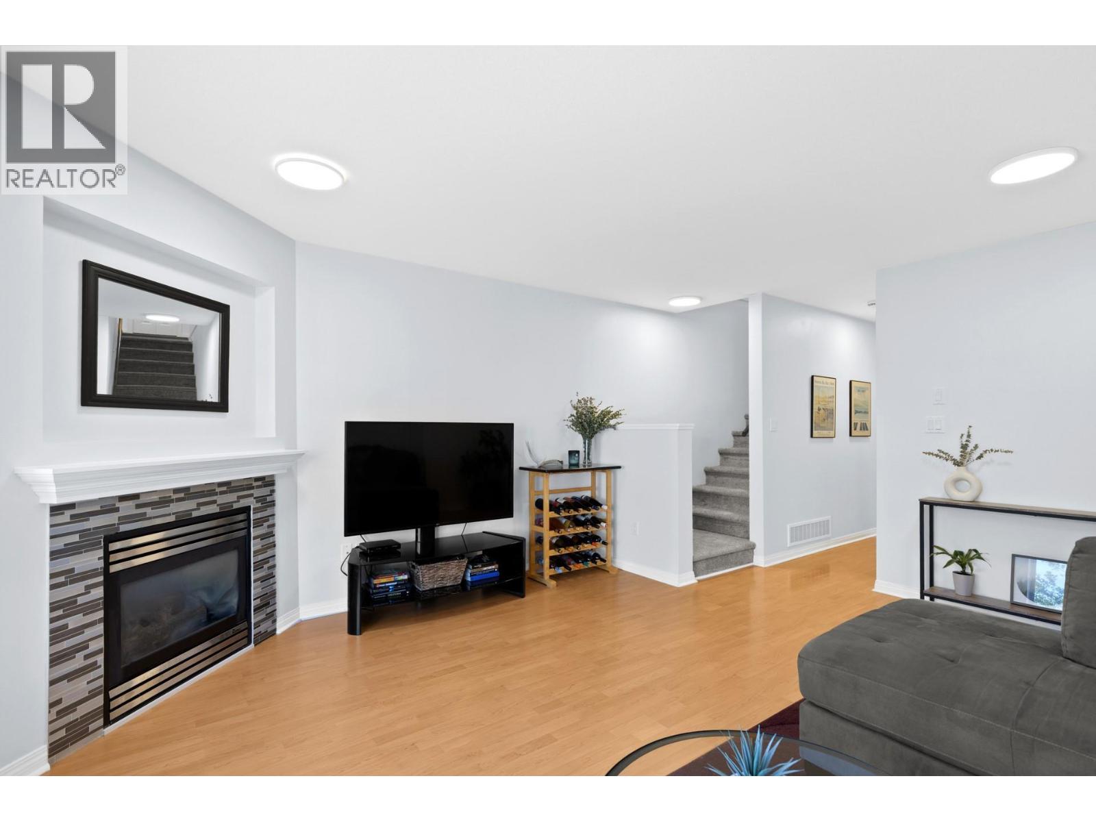 Picture for Unit #14, 1853 Parkview  Crescent https://www.cirrealty.ca/reb/bc/1/10364581_21.jpg