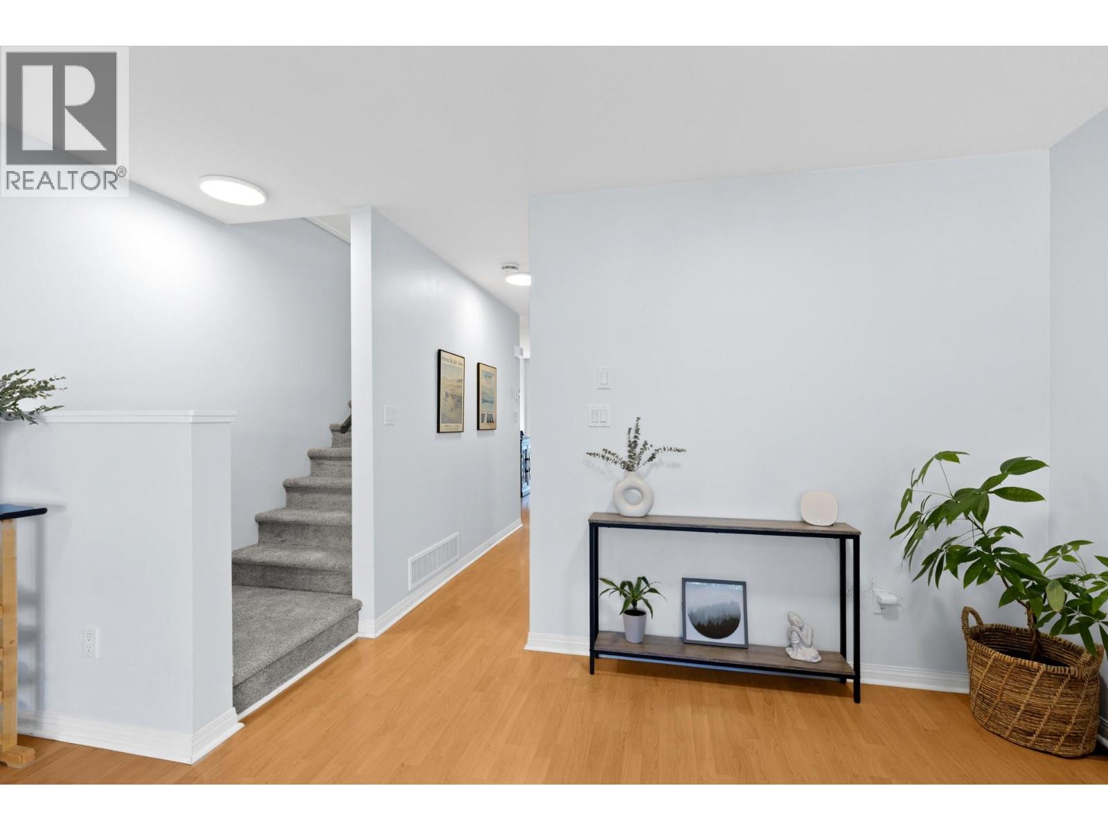 Picture for Unit #14, 1853 Parkview  Crescent https://www.cirrealty.ca/reb/bc/1/10364581_22.jpg