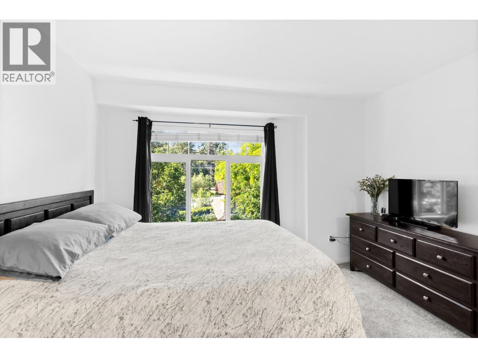 Picture for Unit #14, 1853 Parkview  Crescent https://www.cirrealty.ca/reb/bc/1/10364581_26.jpg