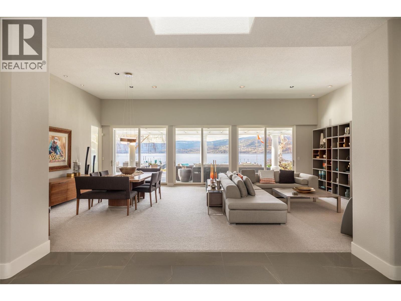 Picture for 4458A Lakeland  Road https://www.cirrealty.ca/reb/bc/1/10364601_12.jpg