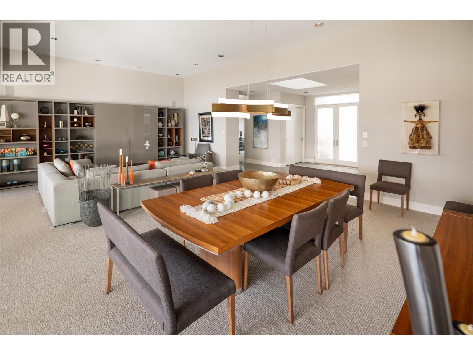 Picture for 4458A Lakeland  Road https://www.cirrealty.ca/reb/bc/1/10364601_24.jpg