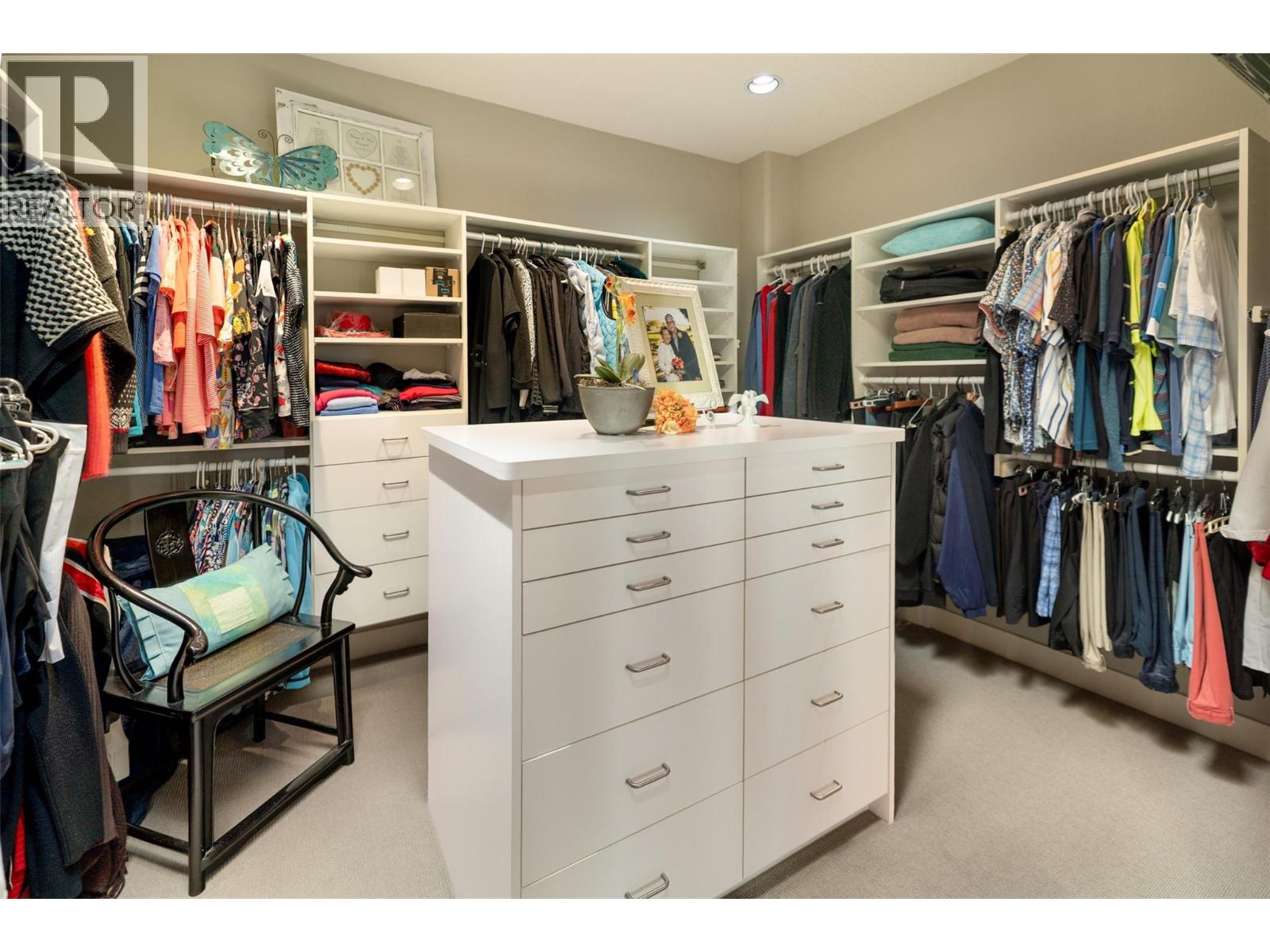 Picture for 4458A Lakeland  Road https://www.cirrealty.ca/reb/bc/1/10364601_39.jpg