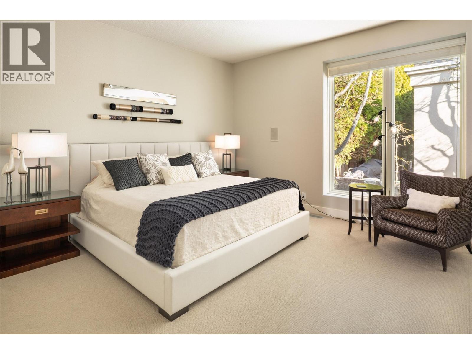 Picture for 4458A Lakeland  Road https://www.cirrealty.ca/reb/bc/1/10364601_45.jpg