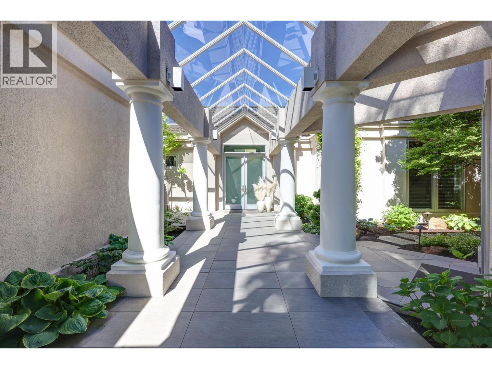 Picture for 4458A Lakeland  Road https://www.cirrealty.ca/reb/bc/1/10364601_48.jpg