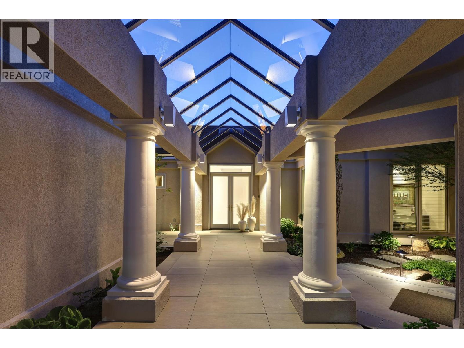 Picture for 4458A Lakeland  Road https://www.cirrealty.ca/reb/bc/1/10364601_49.jpg