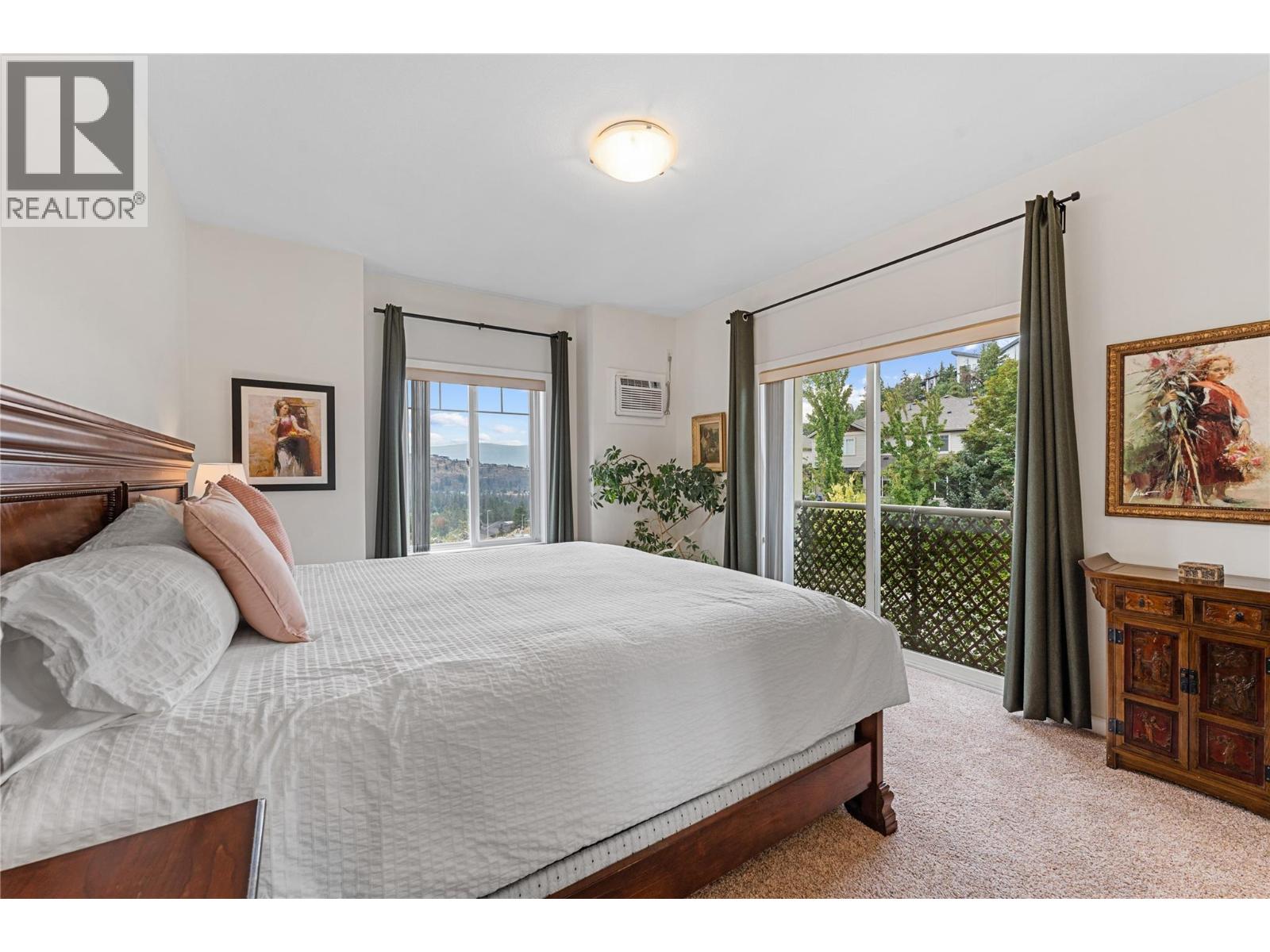 Picture for Unit #302, 2120 Shannon Ridge  Drive https://www.cirrealty.ca/reb/bc/1/10364671_17.jpg