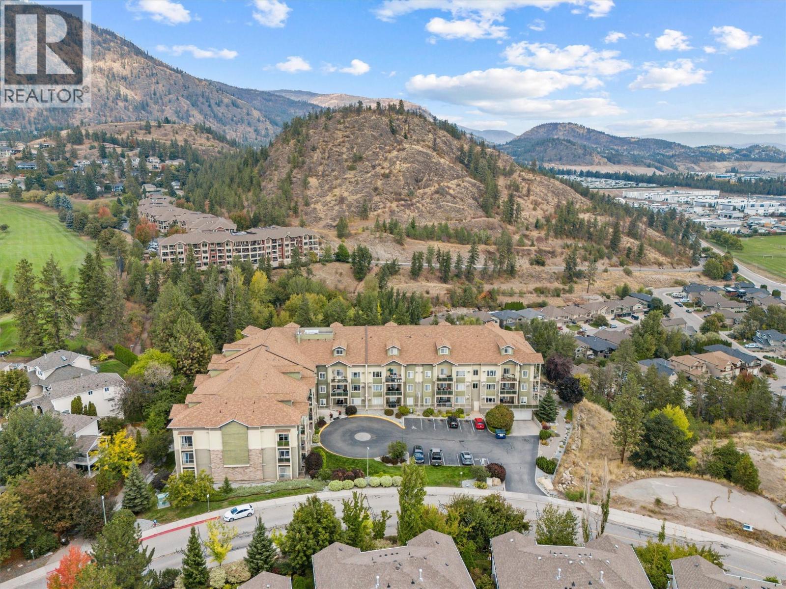Picture for Unit #302, 2120 Shannon Ridge  Drive https://www.cirrealty.ca/reb/bc/1/10364671_30.jpg
