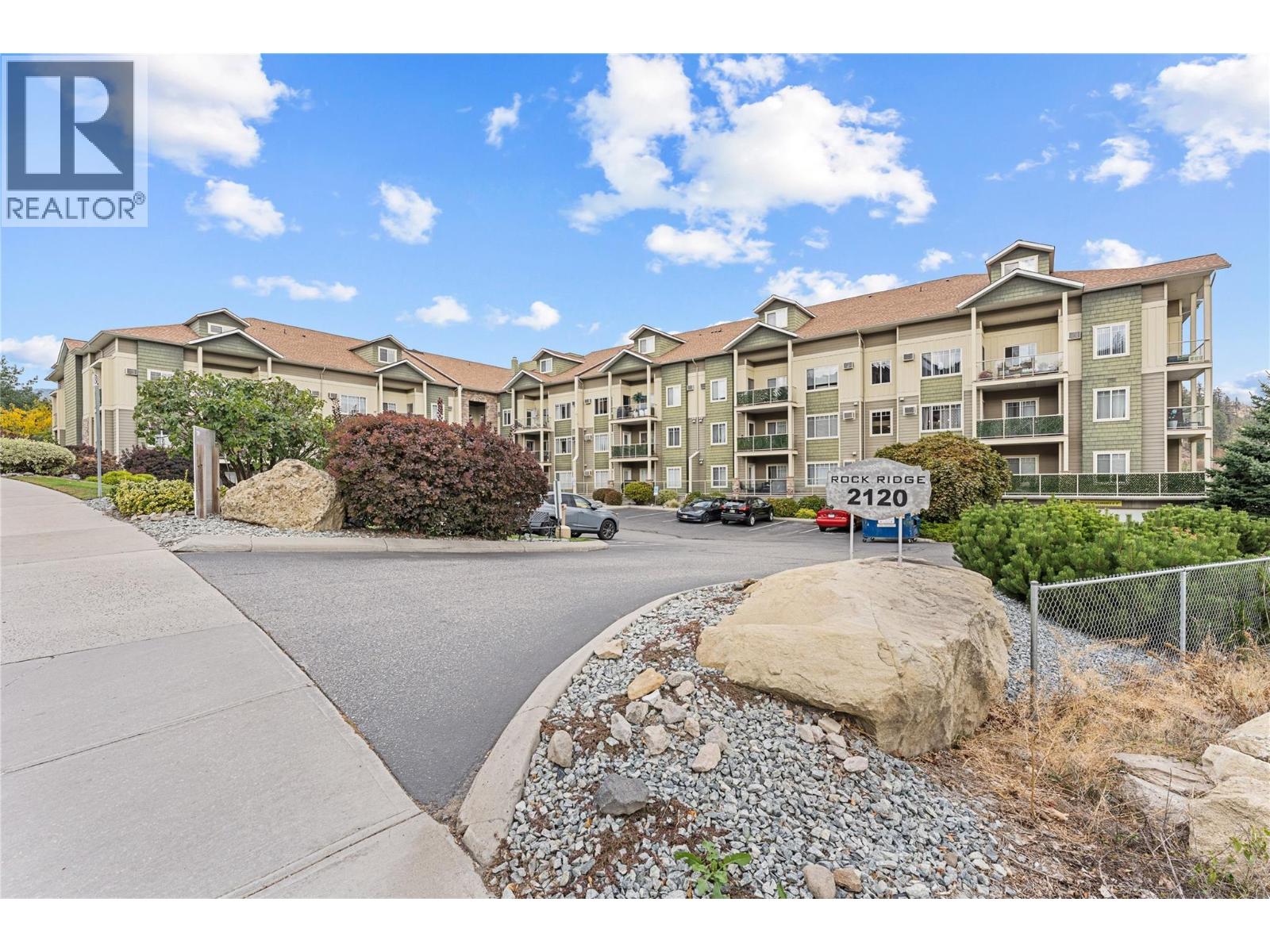 Picture for Unit #302, 2120 Shannon Ridge  Drive https://www.cirrealty.ca/reb/bc/1/10364671_31.jpg