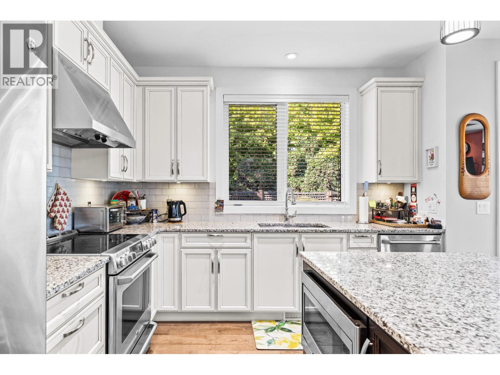 Picture for Unit #50, 1960 KLO  Road https://www.cirrealty.ca/reb/bc/1/10364691_11.jpg