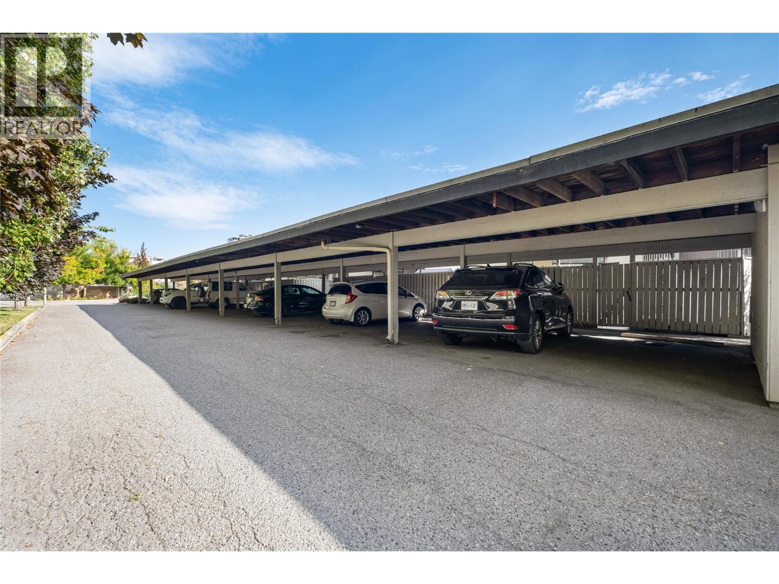 Picture for Unit #14, 353 Boyce  Crescent https://www.cirrealty.ca/reb/bc/1/10364791_17.jpg