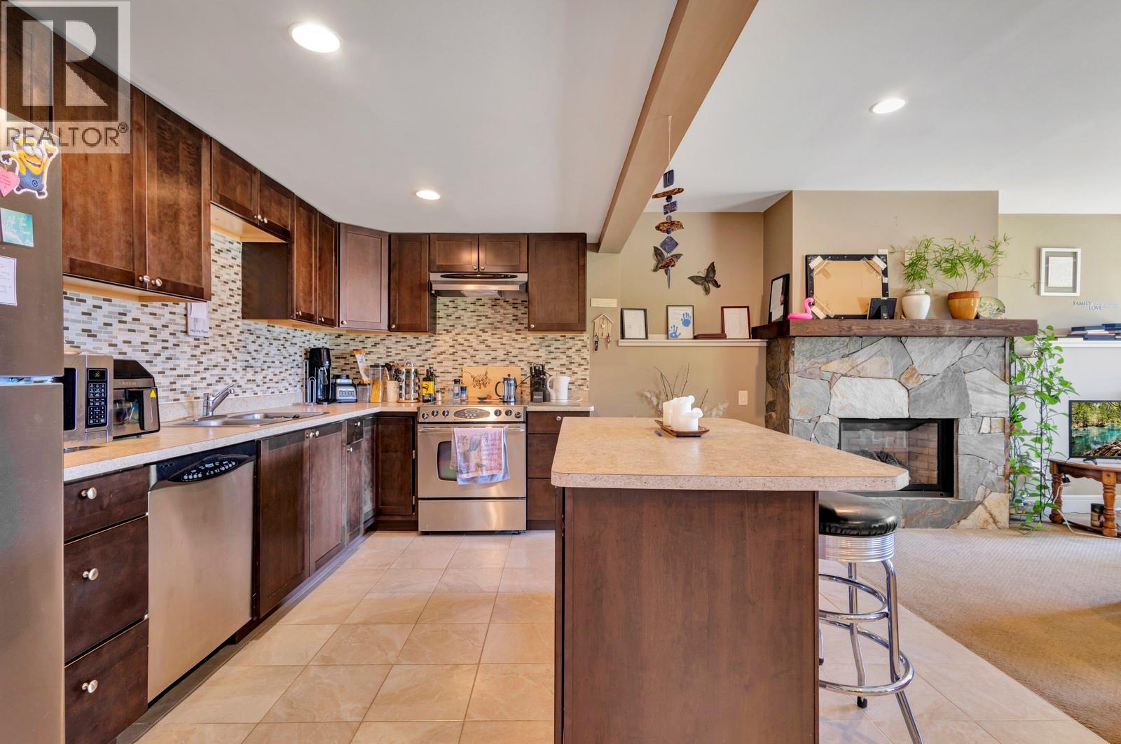 Picture for 1205 Loseth  Drive https://www.cirrealty.ca/reb/bc/1/10364971_32.jpg
