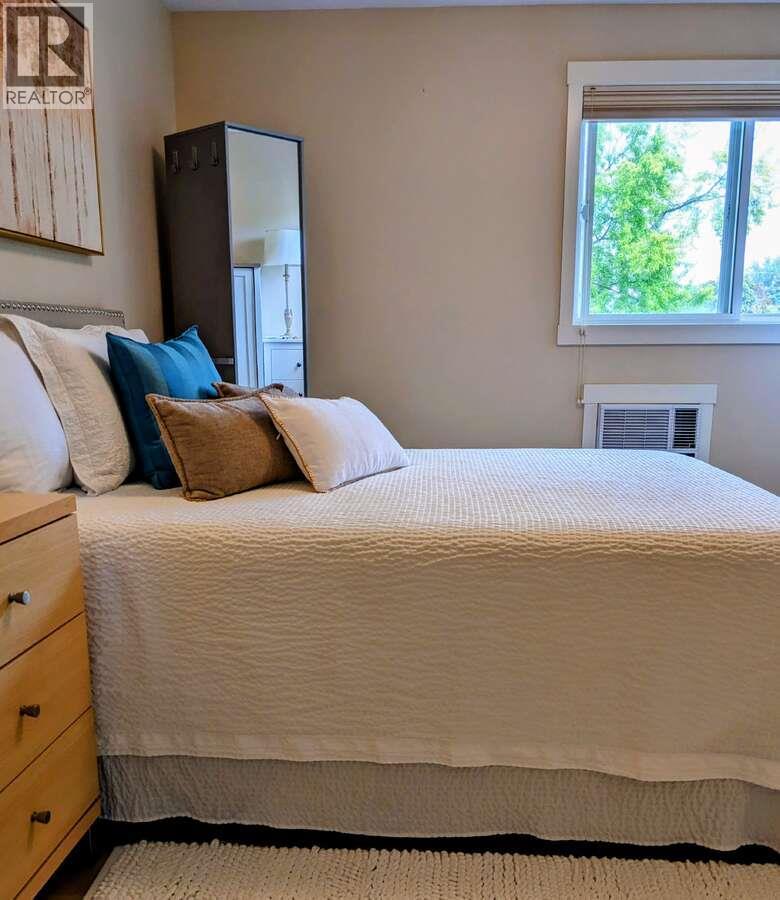 Picture for Unit #302, 1450 Bertram  Street https://www.cirrealty.ca/reb/bc/1/10365051_20.jpg