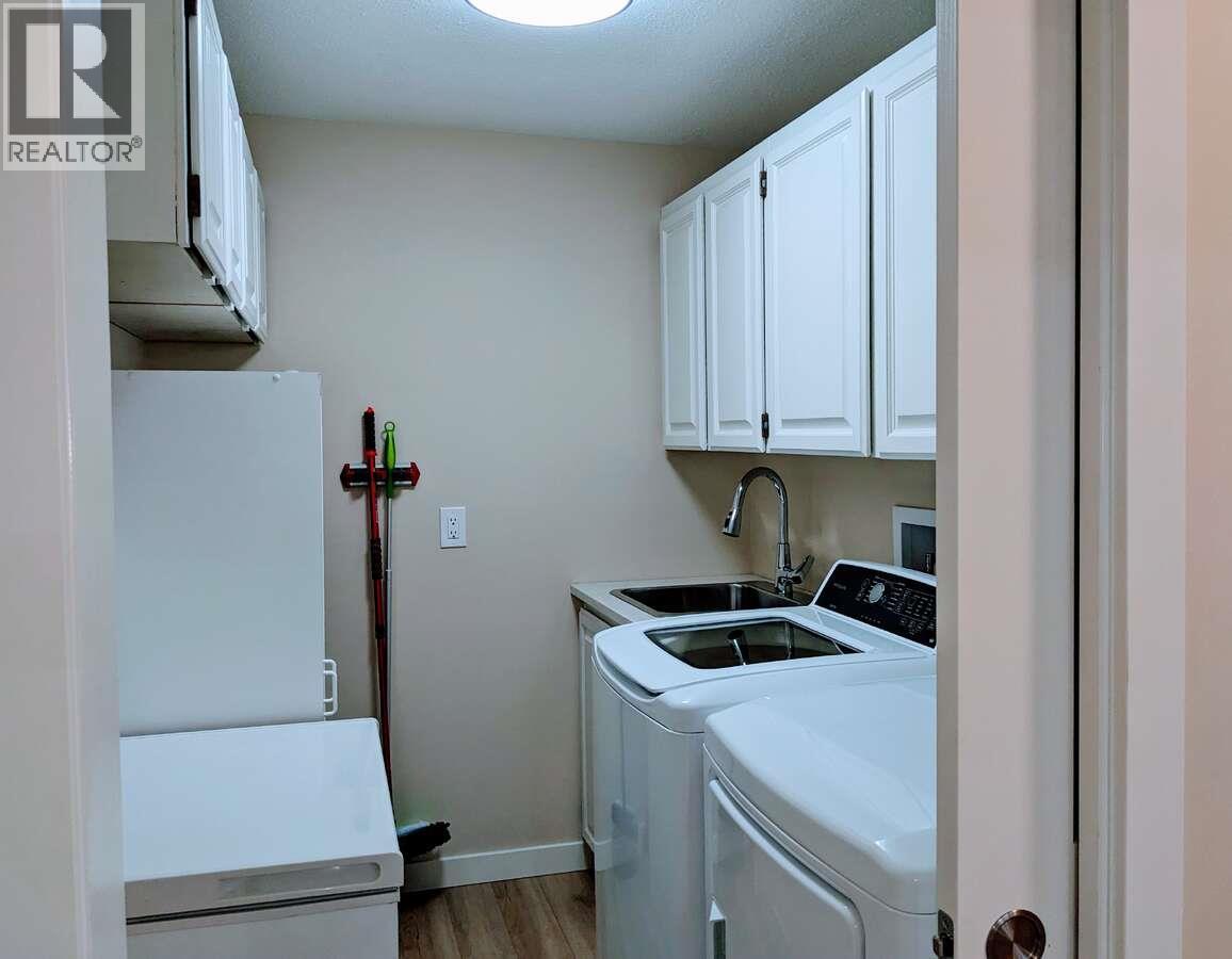 Picture for Unit #302, 1450 Bertram  Street https://www.cirrealty.ca/reb/bc/1/10365051_28.jpg