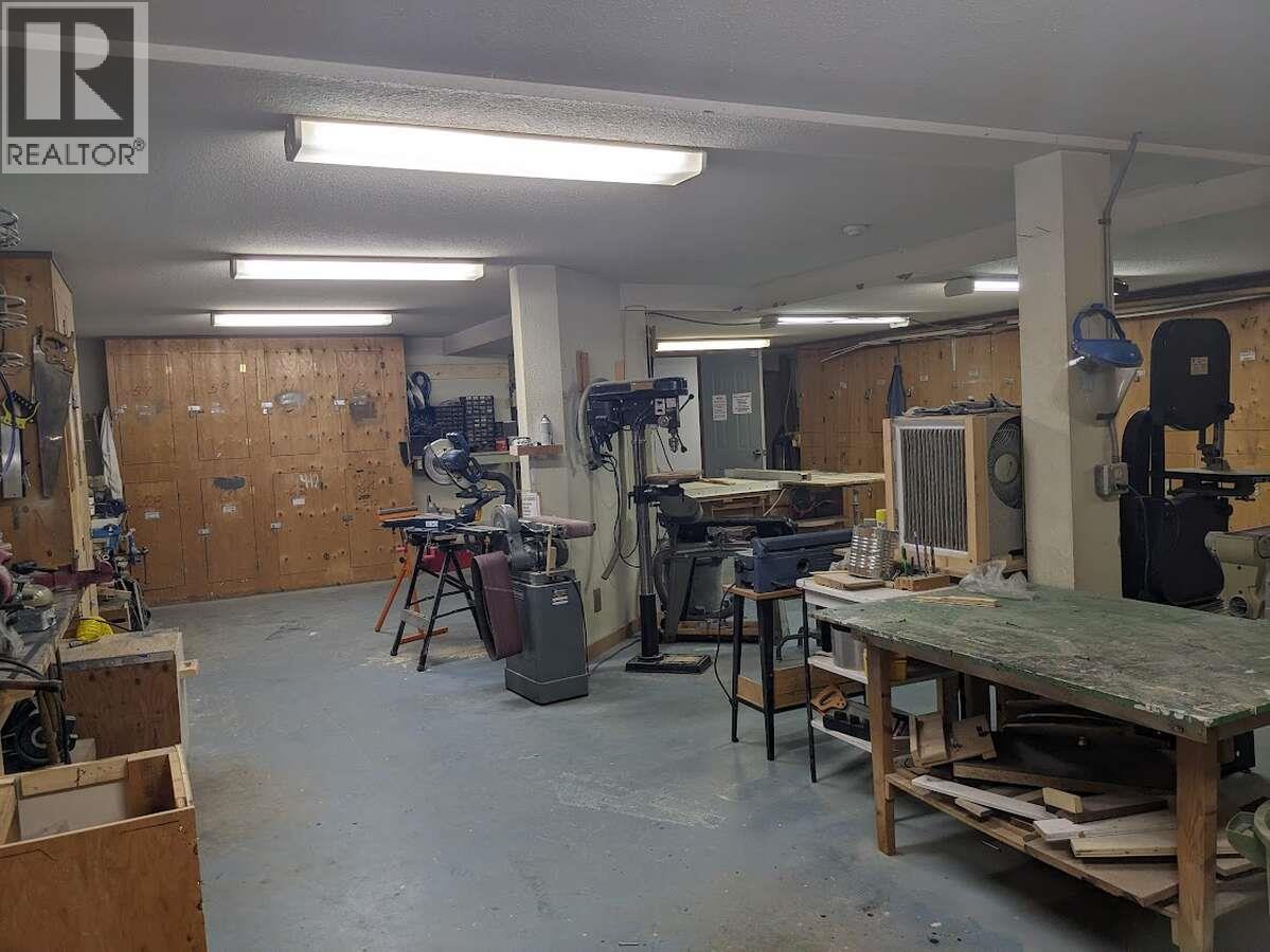 Picture for Unit #302, 1450 Bertram  Street https://www.cirrealty.ca/reb/bc/1/10365051_32.jpg