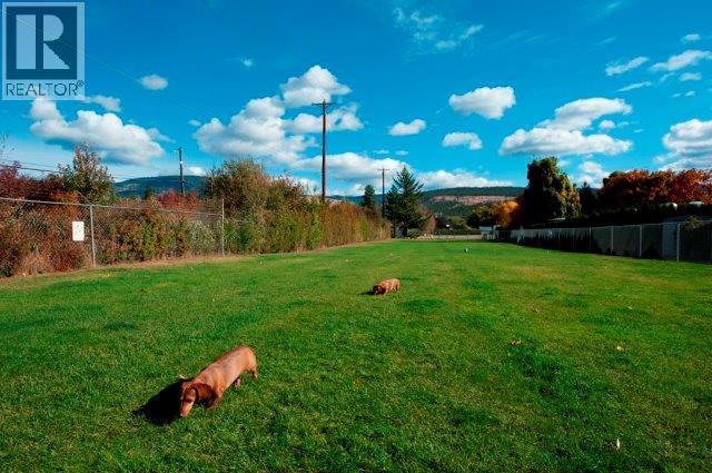 Picture for Unit #122, 415 Commonwealth  Road https://www.cirrealty.ca/reb/bc/1/10365091_13.jpg