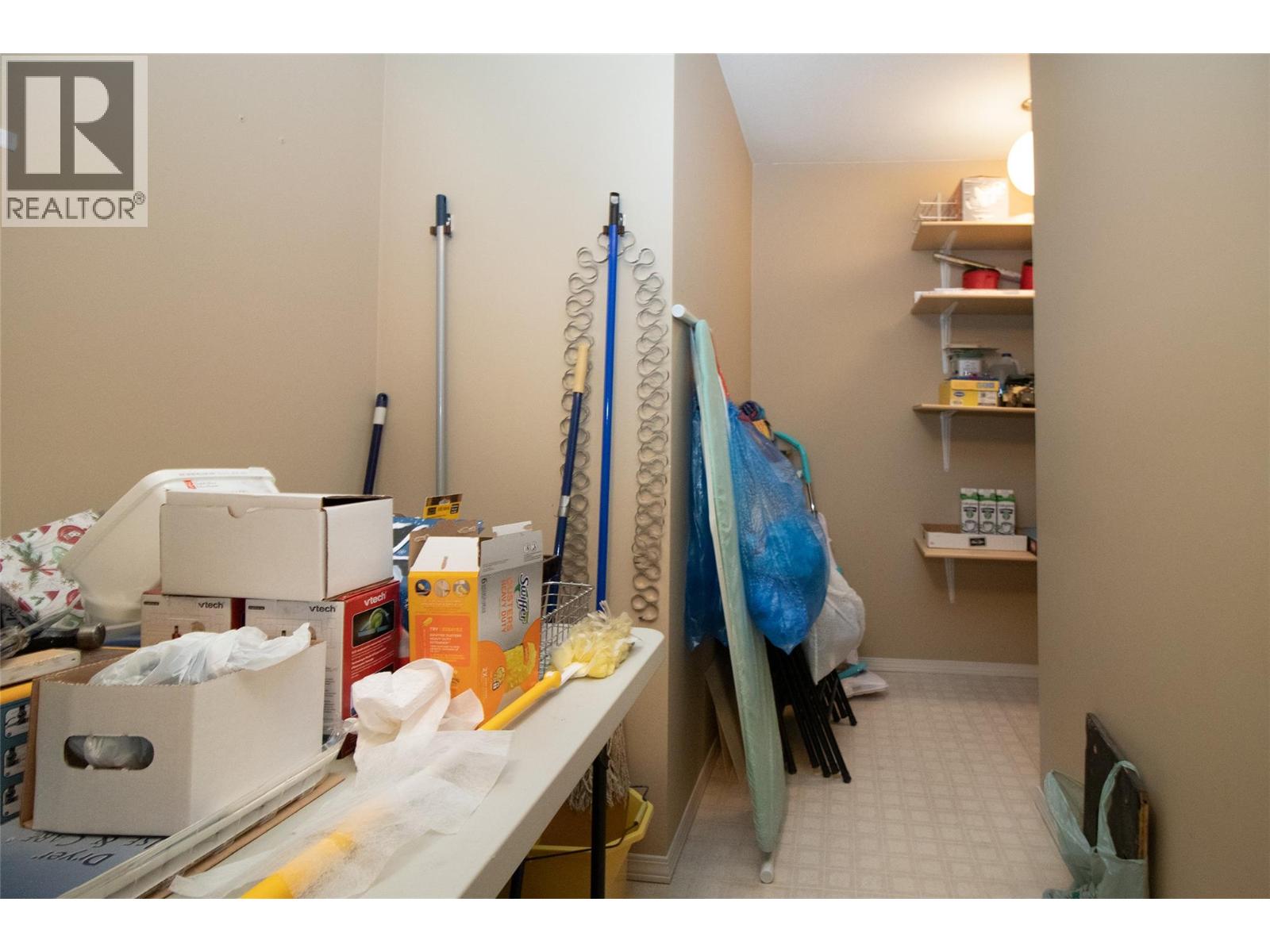 Picture for Unit #115A, 1045 Sutherland  Avenue https://www.cirrealty.ca/reb/bc/1/10365101_17.jpg